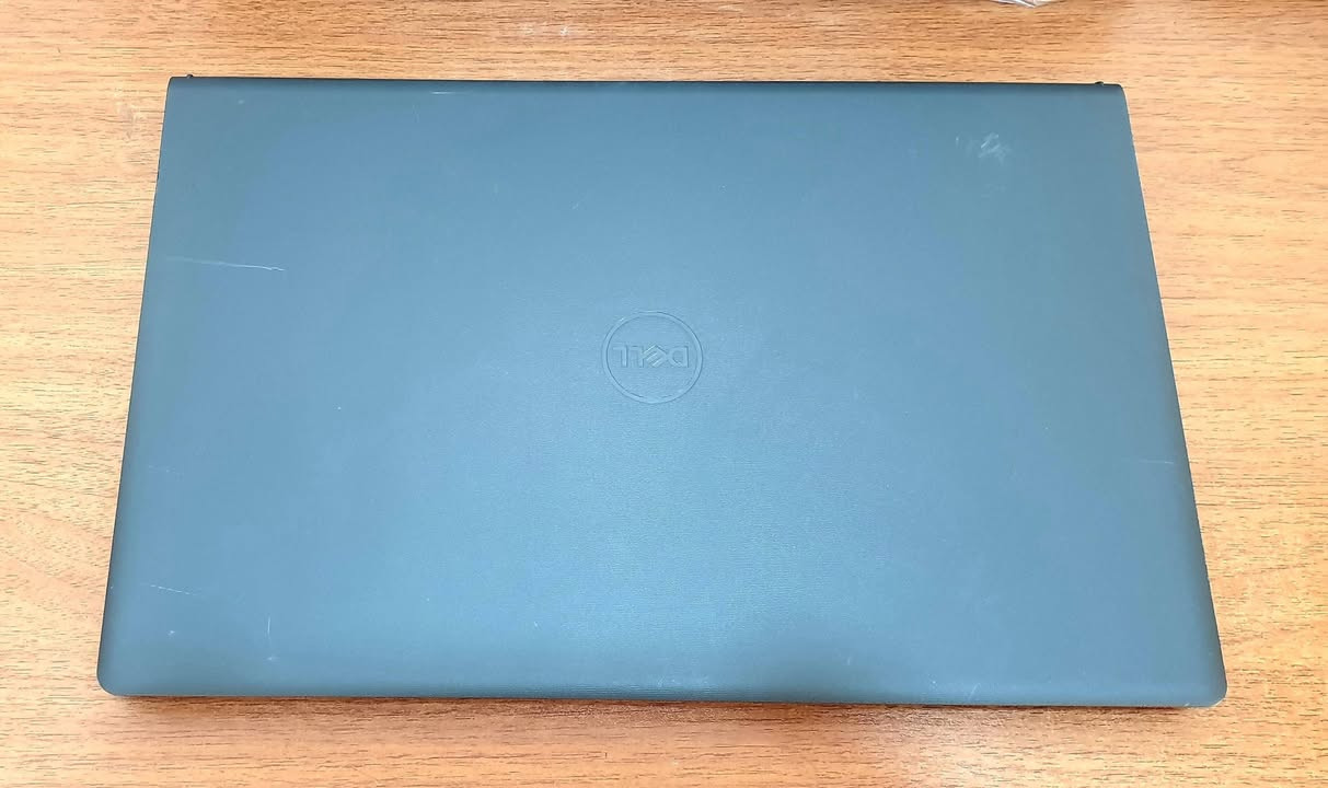 Dell vostro 3510 
Core i5 الجيل 11
Ram 8G ddr4 
Hard  120 m.2 + 1T HDD
VGA 2G geforce + share 4G intel 
Screen 15.6


**إذا كنت صاحب هذا الإعلان وتريد حذفه لأي سبب، رجاءا أرسل رسالة إلى الدعم الفني**
