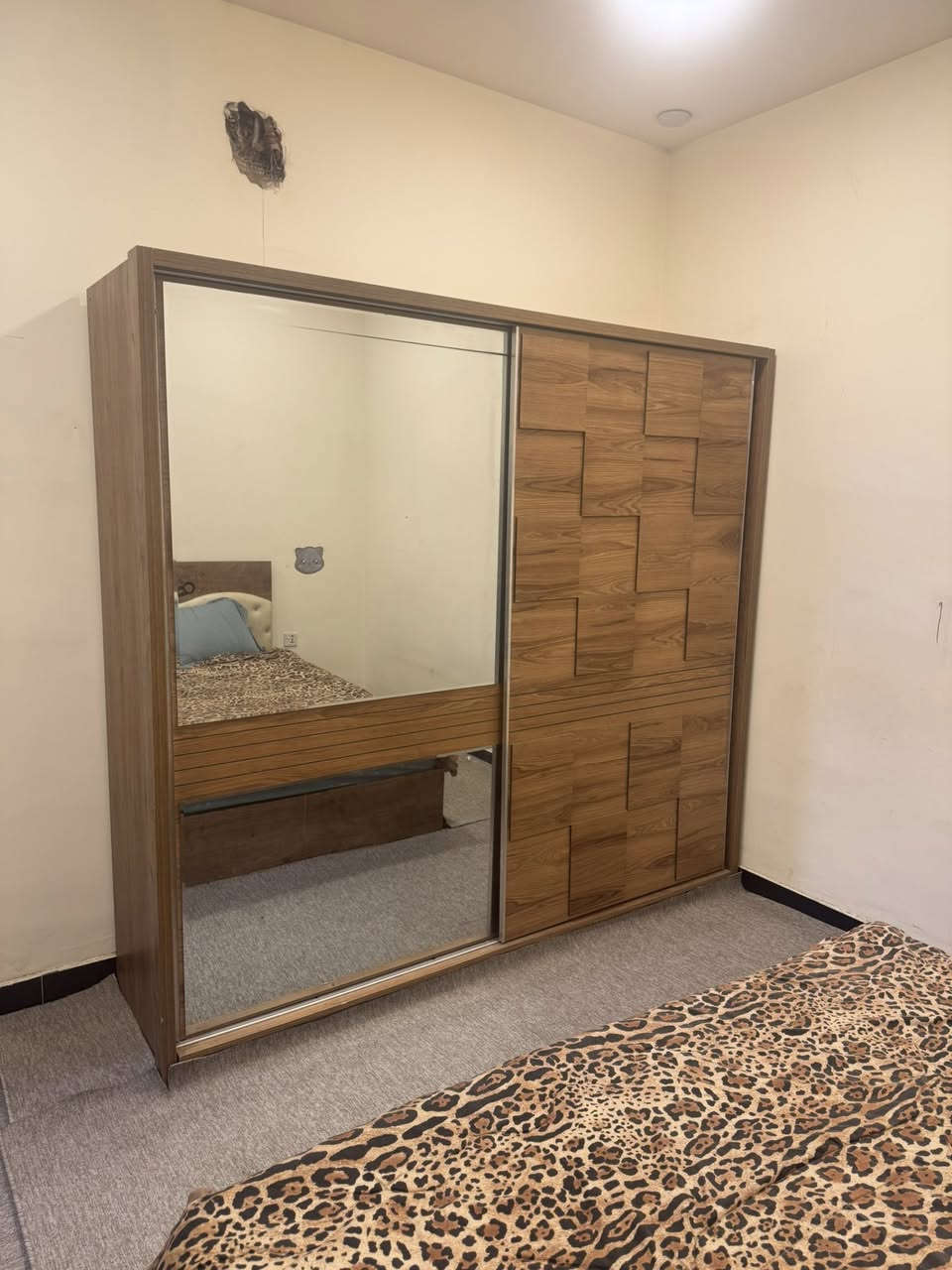 للبيع مكام بغداد شارع فلسطين ***********
