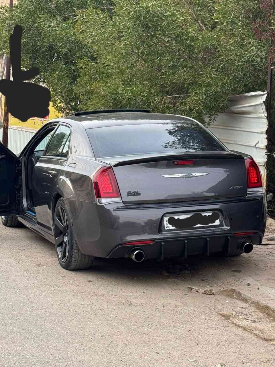 السلام عليكم أدوات
أوباما موديل ٢٠١٩ .  
سياره SRT أصل ... 
فول فول فول موصفات الاخير 
مكينه كير حداديه تايرات كفاله 
سياره حته الحجر صالنصه بيها ..
كولها ابلاديه شرط برغي ممفتوح بيها بجم عريض احلى من صور سياره السعر ٧٥ وبيها مجال قليل 
شراي يتصل .. ***********
