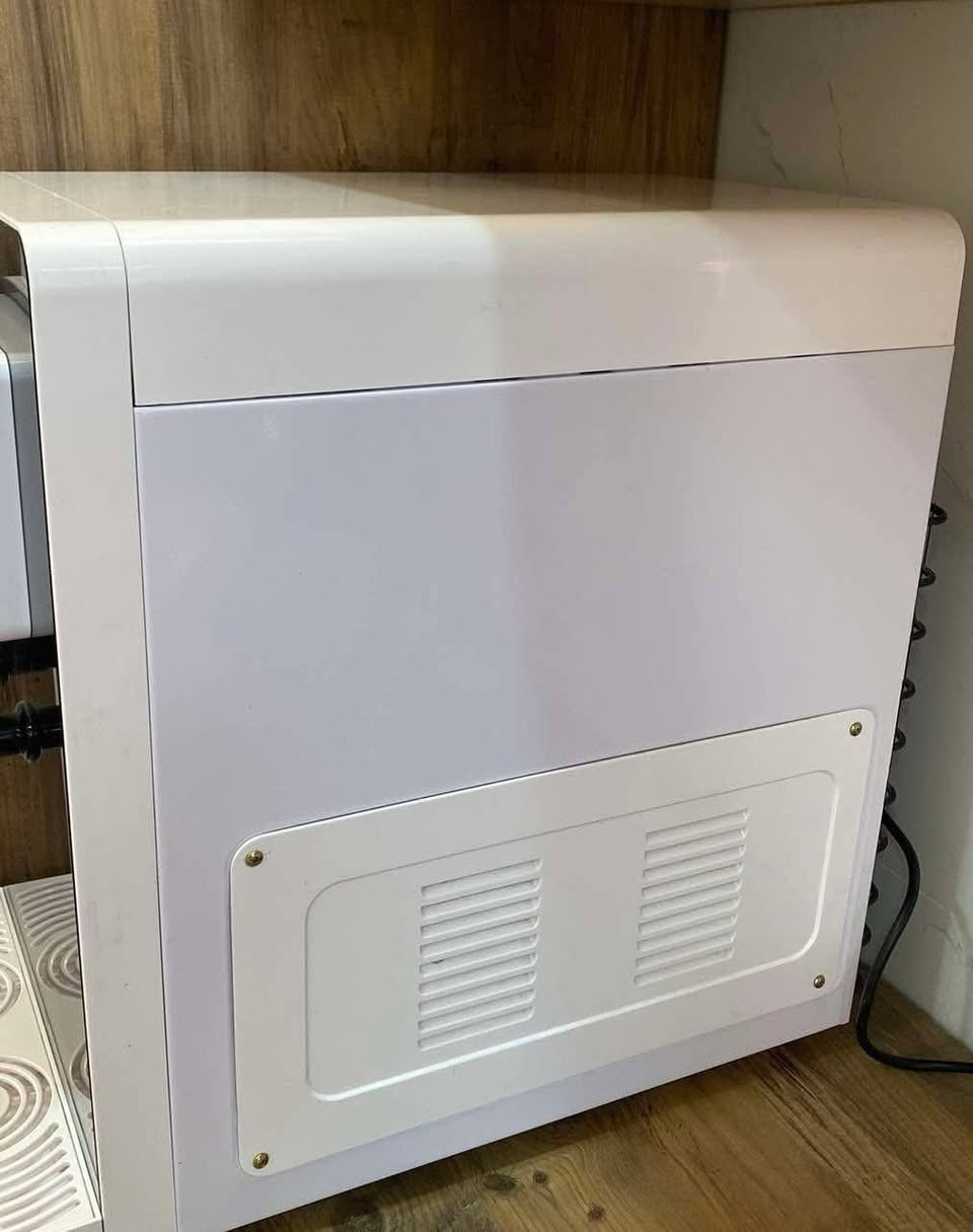 ثلاجة للبيع و براد كهرمانه سبع مراحل تصفيه مع فلتر،  كلش نظيف استعمال قليل كم شهر


**إذا كنت صاحب هذا الإعلان وتريد حذفه لأي سبب، رجاءا أرسل رسالة إلى الدعم الفني**