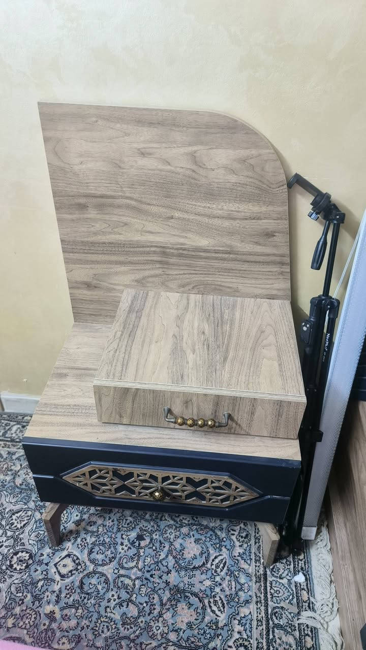 غرفة اخشاب تركي اللبيع نقص ميز امراية السعر 300وبية مجال المكان بسماية التواصل علئ رقم واتساب
***********
