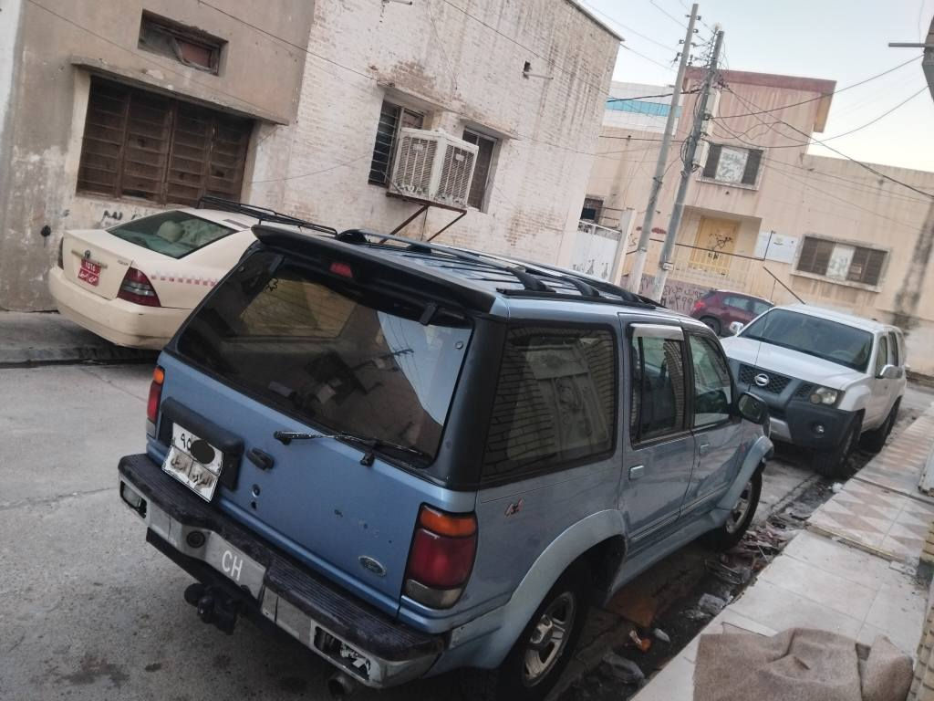 سه ره تا به ناوى خوا ۰۷۵۰۸۷۲۷۱٤٣
سوپاس بؤئه دمينى گروپ.شوین هه ولیر
فورت اکسبلورامودیل۹۷ت ناوداخیلی وبه ره ده رگاو دژبول لؤک👍لؤک گئر توماتک تبرید سلایت جوارجام کاره بای کوشین جلادکوشین کاره بای مکینه ره شی مرخوب حجم 4000هه زار ویل که پ قفل مرکزی بی بؤياغ بي ده عم قانوني دايري مرورستابيست داشكان ٨ ورقه و ٥٠ دؤلاري غرامه لي ده گیریته وه دوای معامله له ده عامی بوده عامی به شه رت مکینه نکراوته وه ده بل اکسلیش به شه رت تنهاگاردنکی نماوه باقی هه موی بشرت کمل کاره بای گه رمی ساردی سعری ۵۸ کمک مجال أربيل, العراق
