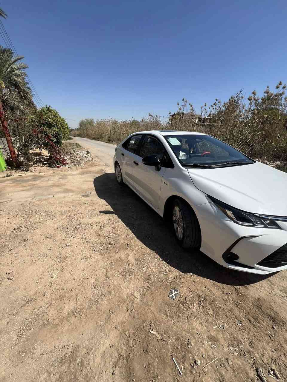 السلام عليكم
____________

للبيع كورلا هايبرد 2024 شكل الخليجي 

داخل اسود فول مواصفات السيارة ماشية28 الف
السيارة مكفوله كفالة عامه 

للأسفسار***********
