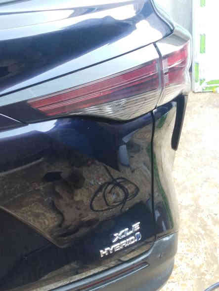 السلام عليكم للبيع أو مراوس سينا مديل 24رقم بغداد فول مواصفات XLE 
ماشي 31كيلومتر مكان سيارة بغداد سيارة بسمي رقم تلفون ***********
سعره 270بيه مجال 
كفاله من شاصي ولغد رقم شاصي موجود
