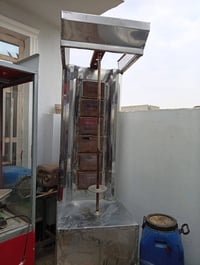 شوايت كص للبيع ست شمعات السعر 180وبيه مجال 07704534267