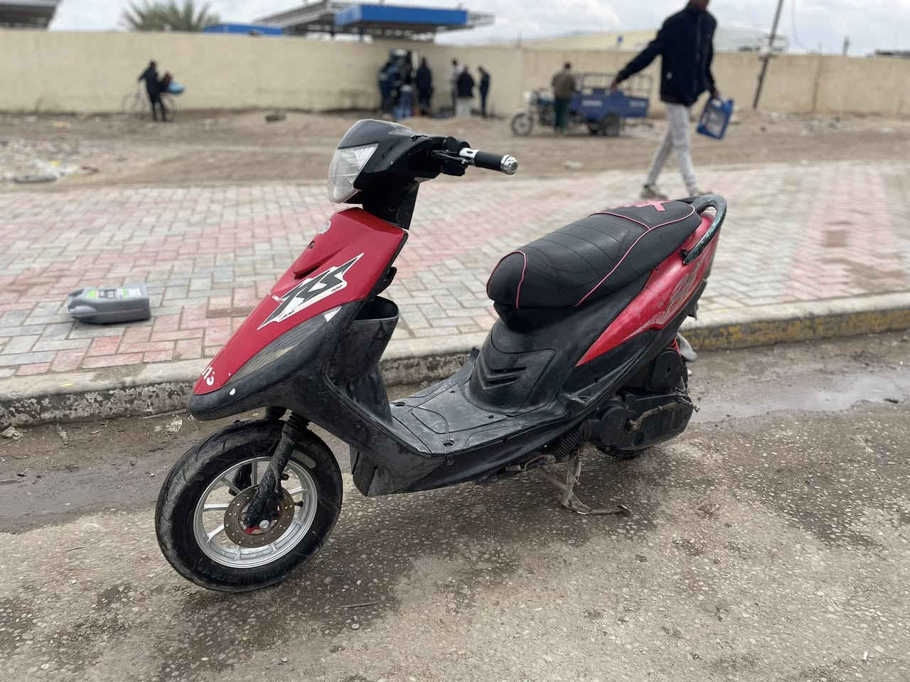 ماكس عدلة بلادية ما مفتوحة مختمة نقصه فقط راجز سلف وبريك امامي سعرة 700 مكاني كربلاء ***********
