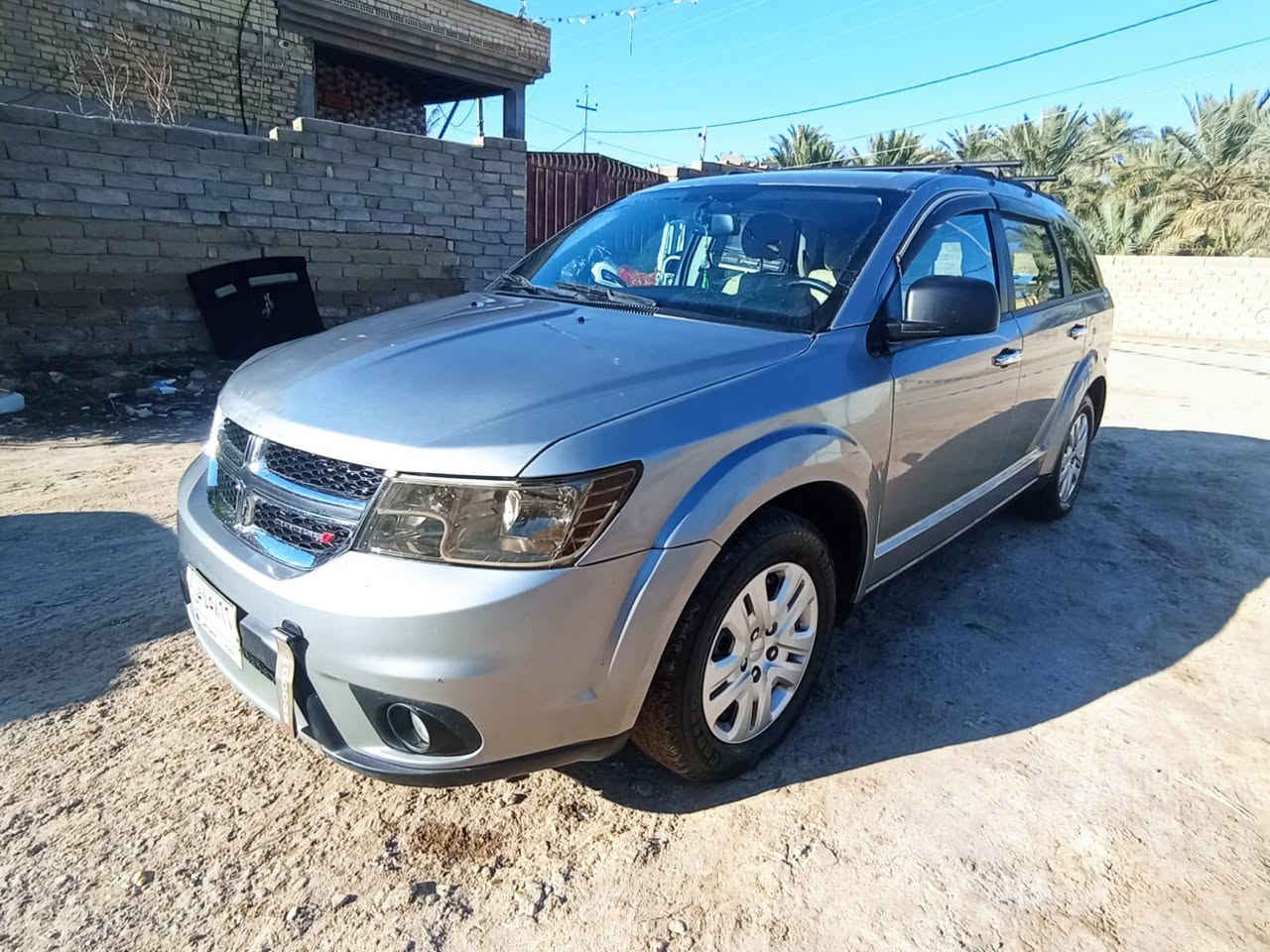 جورني موديل 2018 امريكي بيه الجاملغ الايمن مصبوغ. سبعه راكب مكينه كير حداديه كله جديد 
مكان السياره ذي قار الفهود *********** ناصرية, ذي قار
