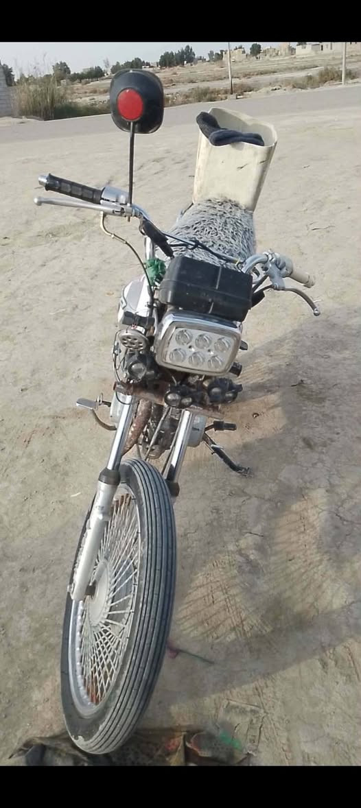 للبيع السعر 350وبيه مجال بسيط 
تواصل خاص او اتصال ***********
