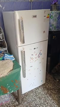 12قدم يمكن او اكثر للبيع مكان بغداد 07713672247