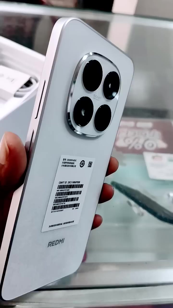 ‏#المجرةللاتصالات 👉
‏👌الخيار الافضل والاقوى💪
‏
‏جـــاهــــز لـكـــل شــــيء! 💪💧
‏هـــاتــــــف #XiaomiRedmiNote15 Pro#ـمـقــــاومــــة ثـــلاثـيـــــة: مــــاء، غـبــــار، وسـقـــــوط.
‏صــــلابـــة تُـبـهــــرك… وثـقـــــة مــــا تـهـتـــــز!
‏اكـتـشـــــف قــــوتـــه بـنـفـســــك، اشـتــــريــــه الآن 
‏مواصفات الجهاز
‏: ثماني النواة Dimensity 7400 Ultra تكنولوجيا 4 نانو
‏التخزين / الرام: 256/512 جيجا مع 12 جيجا رام
‏
‏الكاميرا: خلفية مزدوجة 200+8 م.ب / امامية 20 م.ب.
‏
‏الشاشة: 6.83 بوصة بدقة 1280x2772 بكسل بها ثقب
‏
‏نظام التشغيل: اندرويد 15
‏
‏البطارية: 6580 مللي أمبير
‏
‏💵أفضل الاسعار 💵
‏
‏            للطلب اوالاستفسار📲
‏📲 0932324873
‏
‏العنوان
‏ المجرة للاتصالات
‏📌حمص شارع الستين جانب مخبر الشريف


**إذا كنت صاحب هذا الإعلان وتريد حذفه لأي سبب، رجاءا أرسل رسالة إلى الدعم الفني**