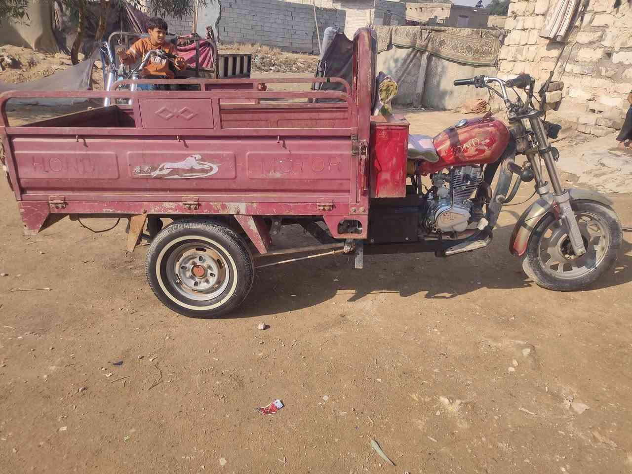 موديل 2009مكينه 25تايرات خطه كهربايات كله شغال شاصي عل شرط رقم اسود وسنويه مكاتبه مكتب مكفوله من كلشي عنوان نجف حي القدس متواجد خاص او تصال سعر مليون وبيه مجال ***********
