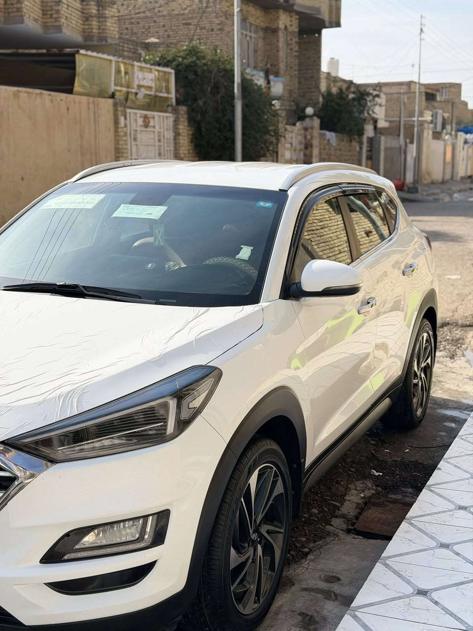 توسان 2019 
ماشية 75 
كفالة عامة فقط بارد بالبنيد قليل 
كير محرك كفالة 
حدادية 100/100 
***********
مكان ميسان المجر الكبير
