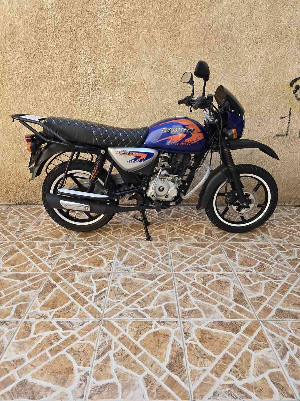 السلام عليكم شباب
بوكسر للبيع 
موديل 2023 
 نازله 2025 
دراجه زيرو
مكفوله كفاله عامه 
دراجه رقم وسنويه ديالى 
نكليزي تحويل ثاني يوم 
مكاني ديالى خالص
 الشراي يتصل على هذا الرقم ***********
