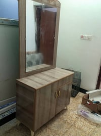 للبيع نظيف سعر 75 شراي خابر 07776472348