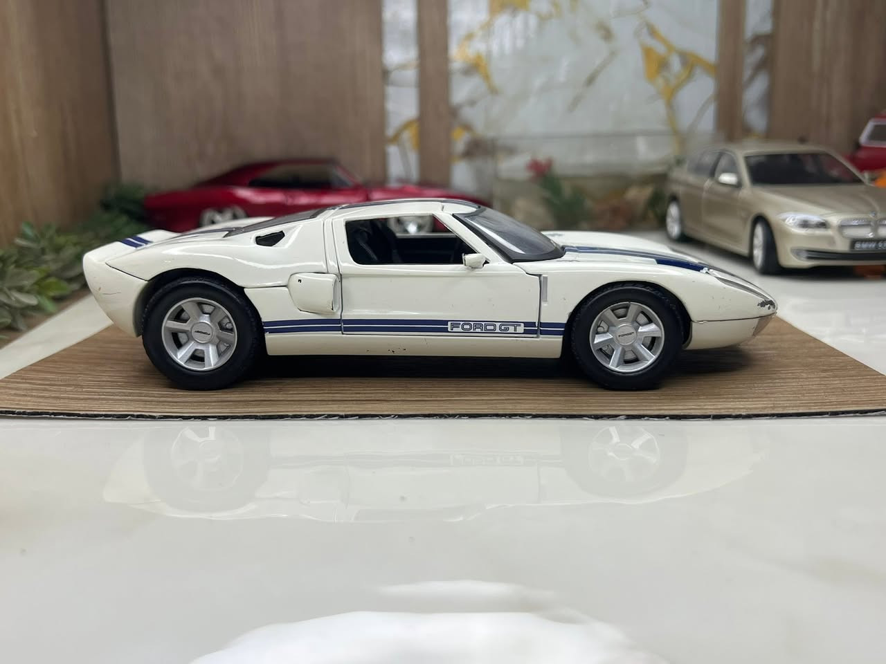 للبيع 
فورد GT 
حجم 1/24 
شركه / موتور ماكس 
عينك على التفاصيل 📥

للتواصل : ***********
حساب تيك : diecastbaghdad0
انستا : diecast_baghdad_1
فيس بوك  : طه جمال العامري
