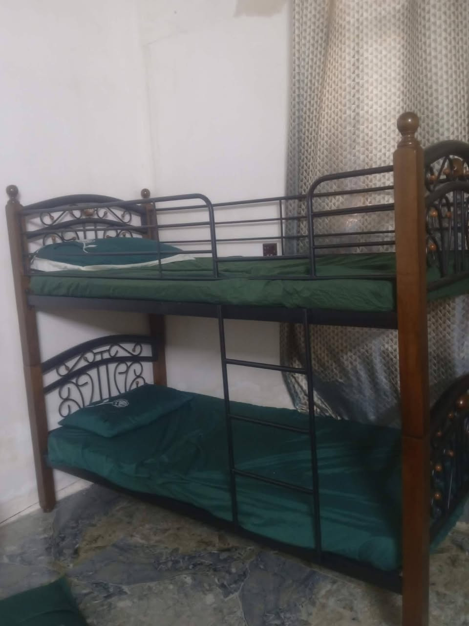 الموقع حي اور  طابقين ب ١٨٠
صار شهر من ماخذتهه وبعدهه جديده  بدون دواشك
للتواصل خاص موجوده


**إذا كنت صاحب هذا الإعلان وتريد حذفه لأي سبب، رجاءا أرسل رسالة إلى الدعم الفني**