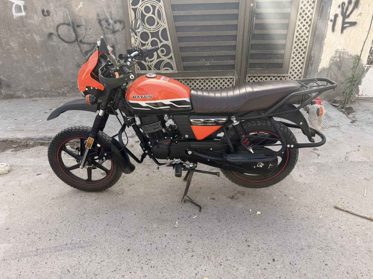 دايوان مديل 2026  رقم وسنويه بغداد 2023 دراجه زيرو كفاله عامه ماشيه 3000الف زيرو بحساب توك ماخذه منل شركه تاير 17للبيع السعرمليونين 2900 وبيه مجال علمن لدراجه سعره منل شركه 3500 مكاني شعب حي لبساتين ***********
