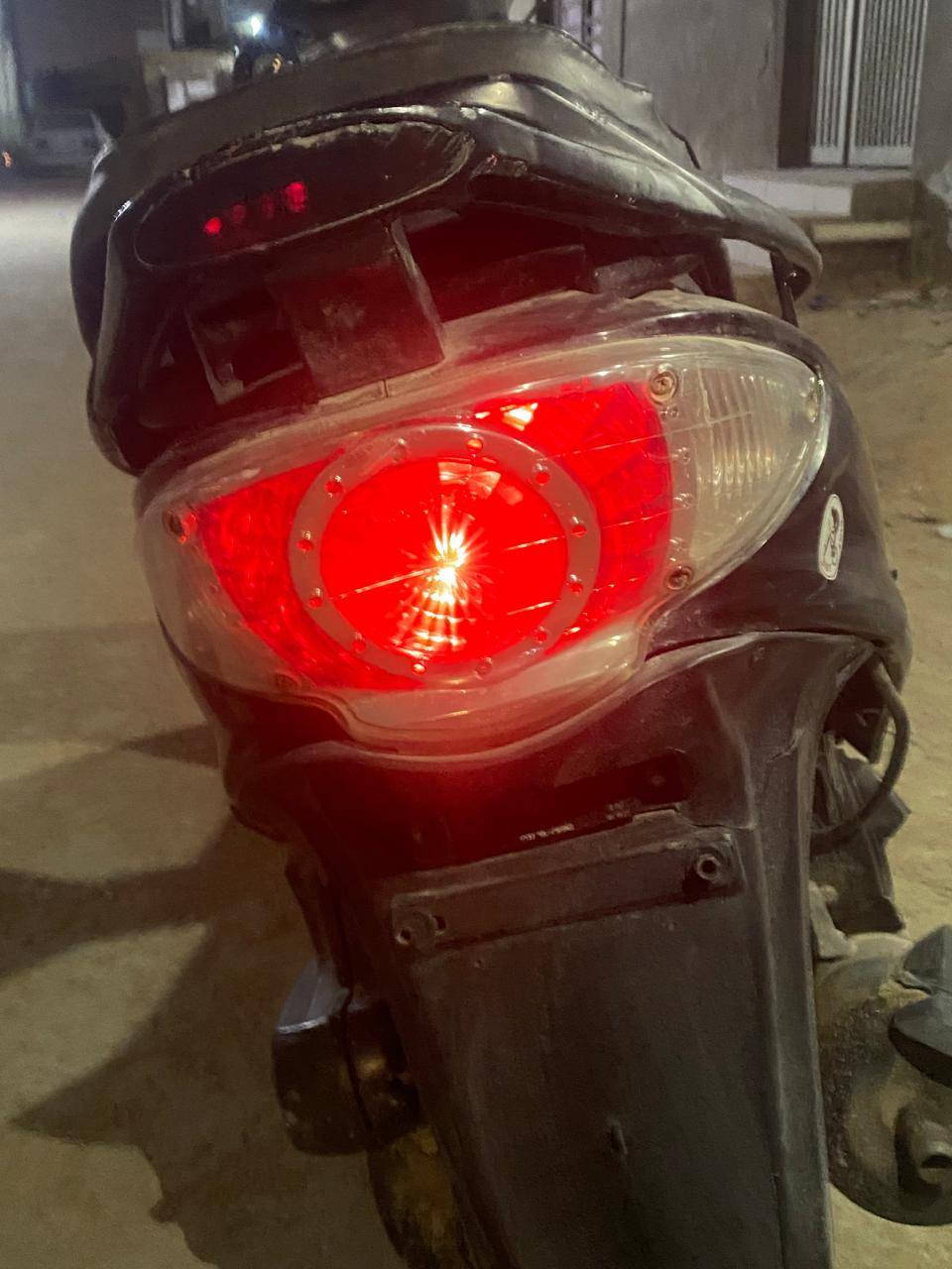 كامكو جي فور للبيع مجفته تجفيت مضبوط مكينه ناعمه كهربائيات كلهن شغاله 
نكره سلف
سعر ٣٠٠ بي مجال حك الجيه ابو ٢٢٥ و ٢٤٠ لاتجيني
مكاني نجف حي ميسان


**إذا كنت صاحب هذا الإعلان وتريد حذفه لأي سبب، رجاءا أرسل رسالة إلى الدعم الفني**