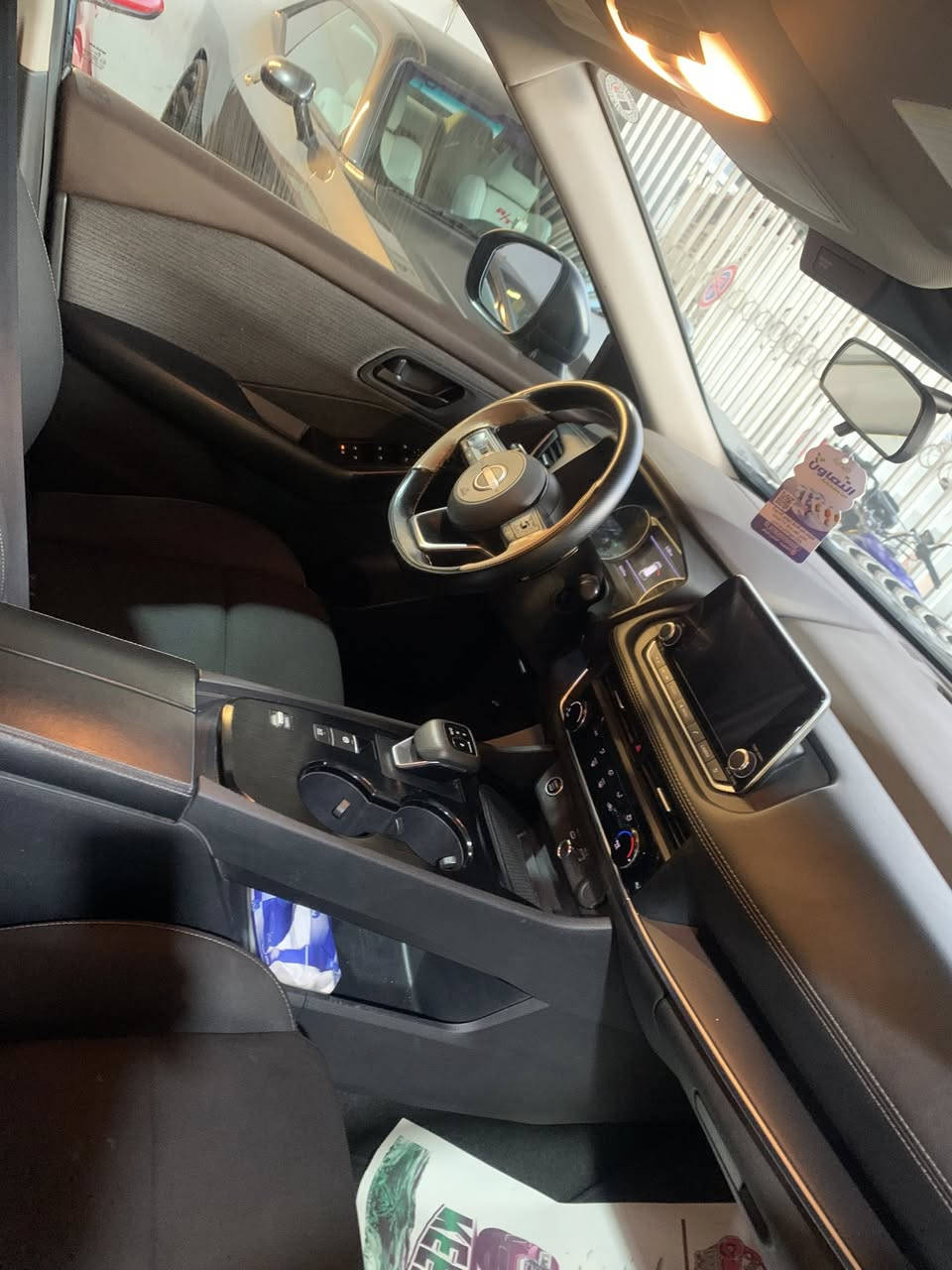 نيسان روج 2023  تيربو.   حادث بابين تبديل وجاملغ
سياره جديده عليها تخم ويل وتاير جديد صدر كير محرك شرط 

155$      
رقم اربيل باسمي 

***********
