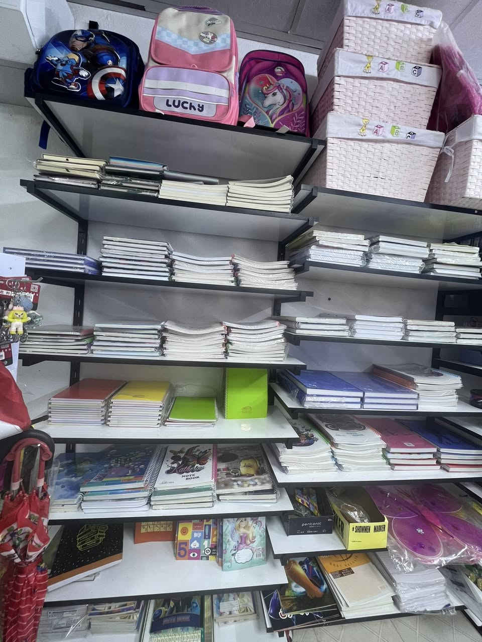 بسعر مناسب جداً 🔥 

مكتبة متكاملة للبيع مجهزة بقرطاسية والعاب وكل مايحتاجه الطالب من مستلزمات سبب البيع عدم التفرغ
موقعها حيوي وبجوار 3 مدارس نشطة 
(طويريج/حي العسكري/ شارع مدرسة السلام) 
للاستفسار اكثر التواصل على الارقام التالية حصراً: 
*********** 
***********
