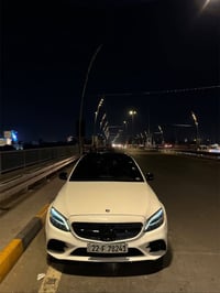 💥💥💥 للبيع  مرسيدس بينز C300   2021  حادث باب وجاملغ بدون ايرباك ودواخل...