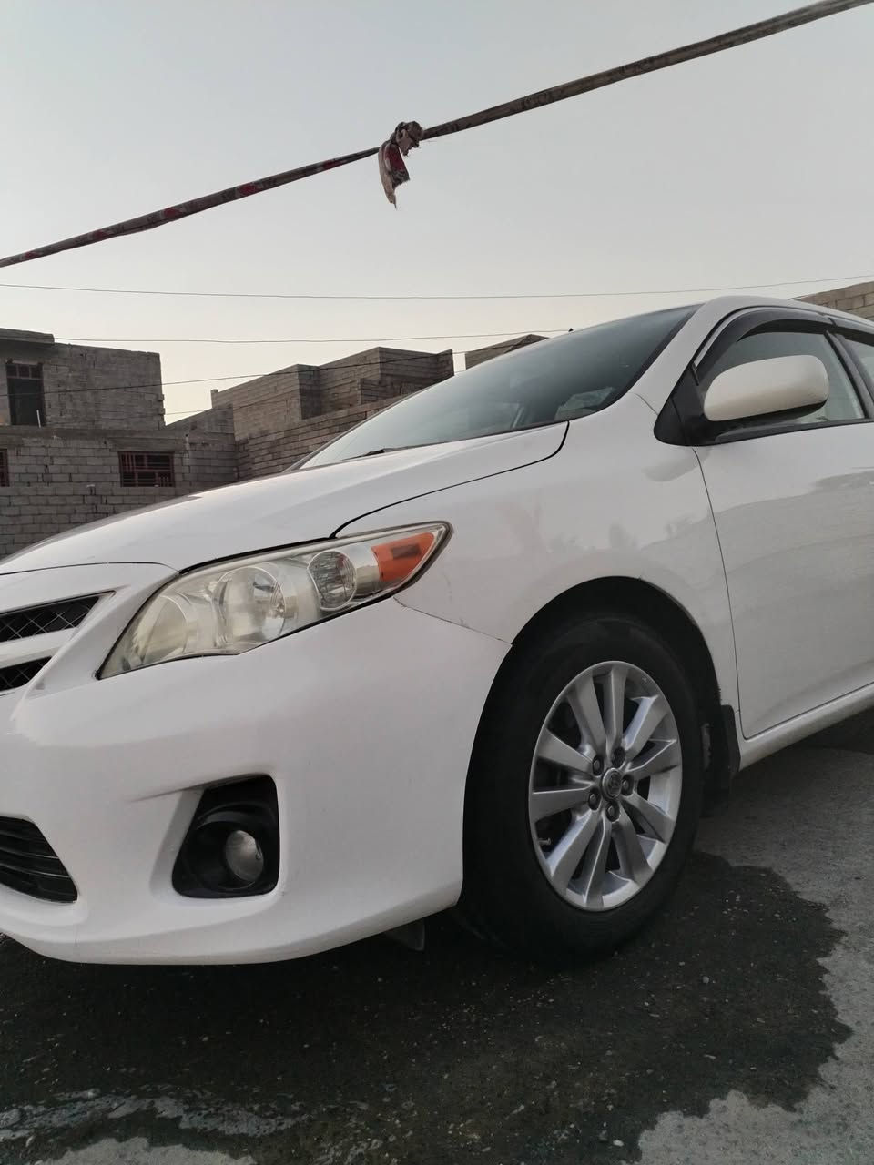 السلام عليكم... كورلا ١١ امريكي محرك ١٨٠٠ حادثها جاملغ خلفي بدون صبغ فقط راجع بارد مكفوله من الصبغ
رقم انبار بإسمي تحويل مباشر  السعر 128
للإستفسار ***********
