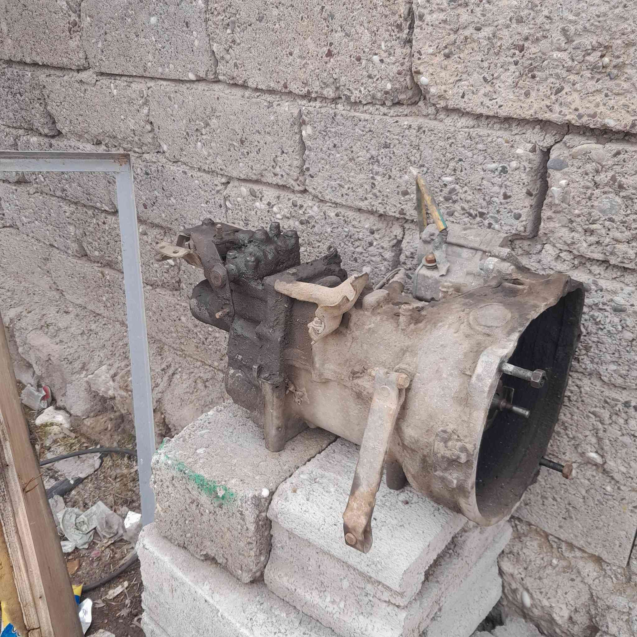 غراض هانفي للبيع السعر 250 الف الكول     ***********
