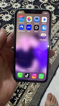 آيفون ١١ • ١٢٨ جيجا • زجاج مكسور