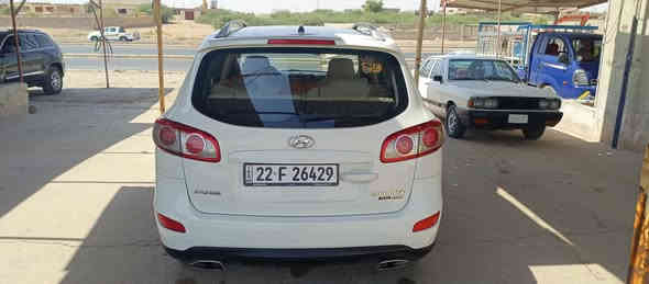 السلام عليكم
للبيع/ سنتافي 2012 خليجي
محرك 6 مامفتوح 
7راكب
ثلاث قطع تبريد
امري شفط 
سنويه لل26
5قطع صبغ
مكان السياره بيجي

السعر127 ورقه
اي استفسار ***********
