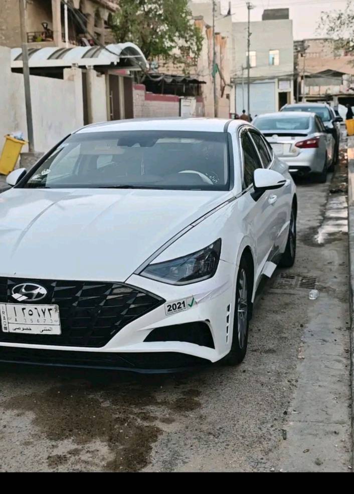 سلام عليكم سوناته للبيع ٢١ مكان بصره رقم هاتف *********** سعر ١٣٠ وبيه مجال