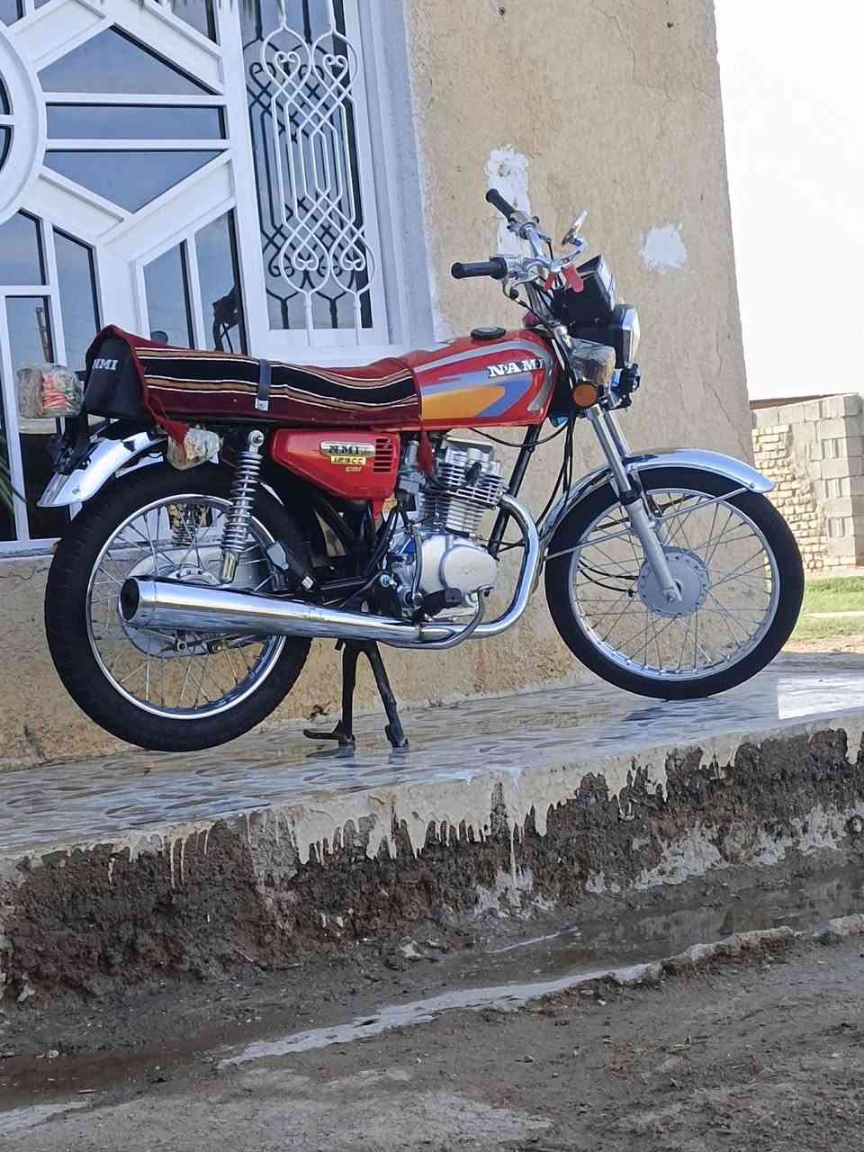 عمي السلام عليكم دراجه لبيع كلك  بدون وراق دراجه نضيفه مثل بل صوره وحله ب800 وبيه مجال لطيبين رحمه لهلك لي ما يشتري  لا يراسل *********** مكاني عماره نهر سعد
