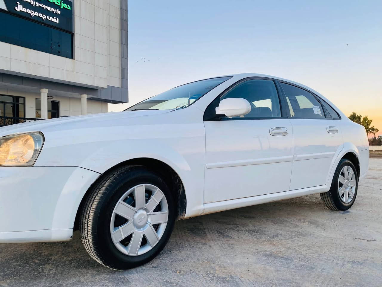 ***********زم***********ئؤبترا2011 ✅كيرومه كينه به شه رت ✅جركه ى تيا نيه يه ك پارجه بؤياغ بيناو گرتنته ✅ گيرعادى تبريد له سه رسويج❄️گه رمى ده ره جه يه ك سه نه وى تا زه يه تا 2027مانگى 4  سه قفو شانى چالى نيه✅سه ياره كه زؤر به تا زه ى ما وه ته وه📦 جوارتا يه ى لؤك جوارجام كا ره باسه ياره زؤر جوانه له ره سمه كان زؤر جوانتره سعرى كؤتا ى 73 كه لا  سه يا ره كه له جه مجه  ماله
