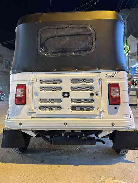 تكتك ٢٠٢٠ شهر ١٢ بسمي تحويل ٢ يوم مكينة مفتوحة بس ما مشروكة مكفولة صبغ دوس فقط سعر ٧٥٠٠ وبيها مجال العبيدي حي الرئاسة شارع٢٠ رقمي***********
