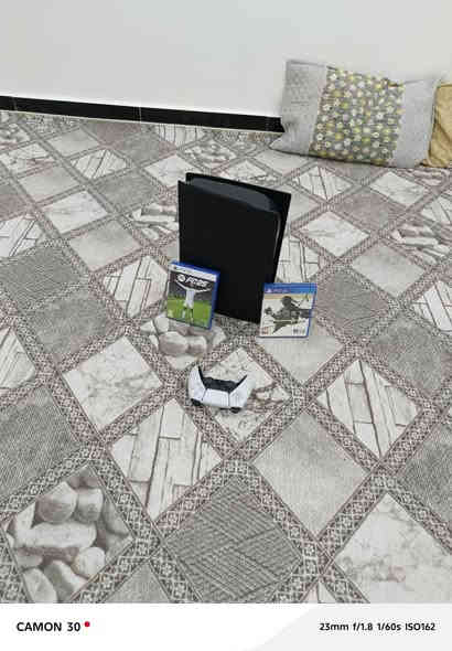 بلي فايف مع جوستك أصلي. 
مع قرص فيفا 25 قفل 490
مكاني بصره *********** البصرة
