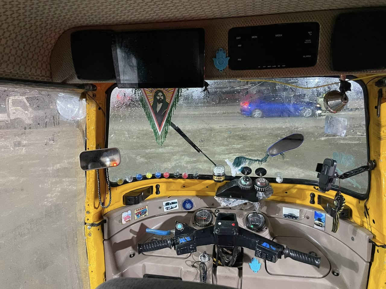 سلام عليكم تكتك 20 للبيع مكاني الحسينية مال راشدية تكتك دوسهه معمرة رايدهه (6750وبيهه مجال )***********
