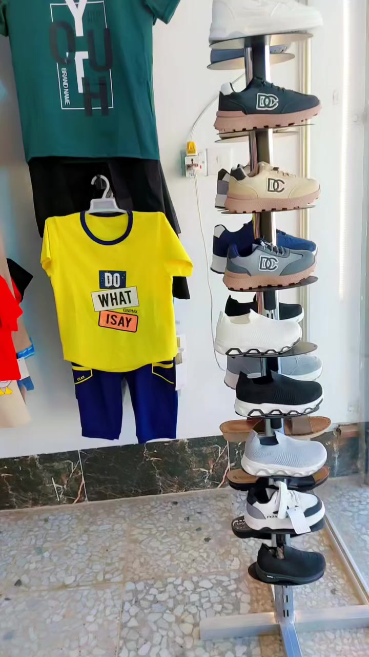 #سنتر الانتصار 
عنوان المحل شارع 25
قرب جامع الرزاق 
مجاور أبو علي المضمد 
🥼🦺👔👕👖🧥


**إذا كنت صاحب هذا الإعلان وتريد حذفه لأي سبب، رجاءا أرسل رسالة إلى الدعم الفني**