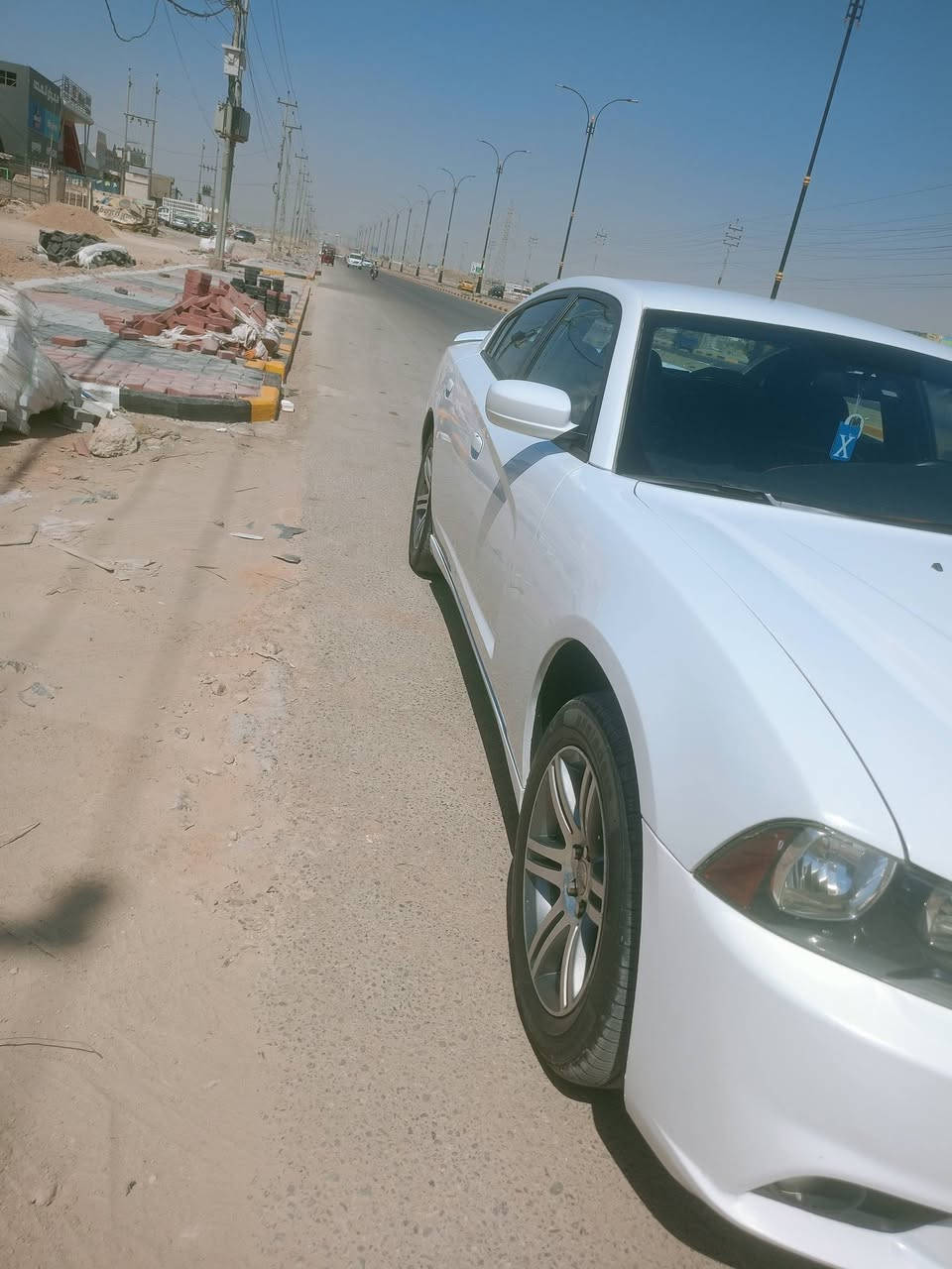 السلام عليكم جارجر 12 خليج كفاله عامه لون ابيض رقم بغداد بسمي مشروع وطني وين ما تريد داور
 مكينه وكير وحداديه وتبريد
وتخم تاير 
 شرط سياره جديد واحله من الصور
سياره جاهزه مجهزه خير من الله 
مكاني الديوانية الشافعيه
 رقم موبايل ***********
*********** هاني الطيب 
السعر 173 بيه مجال حك الجيه
