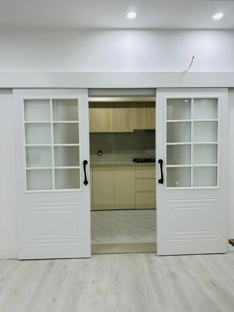 من أعمال اليوم  في أربيل / العراق 📍

أبوابنا تدوم معك عمرًا ، قليل من الاهتمام منك وبعض لمسات العمل الاحترافية منا ، نضع بين أياديكم باب الذي تحلمون به 
واي دوور ضمان ابوابها تبديل وليس تصليح 🚪
لمدة خمس سنوات 
Our doors last a lifetime. A little care from you and some professional touches from us, and we put the door you dream of in your hands. Y Door guarantees its doors with replacement, not repair , for five years


**إذا كنت صاحب هذا الإعلان وتريد حذفه لأي سبب، رجاءا أرسل رسالة إلى الدعم الفني**