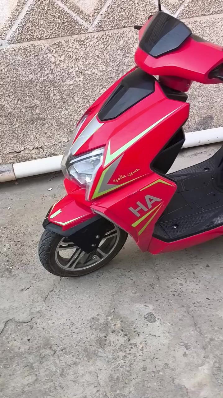 السلام عليكم
دراجة شحن سكنس فحل 
الملف 2000
6بطاريات الوحده 30امبير
بطارياتها شوي تعبانه 
سعرها 800وبخدمة الشراي 
***********
