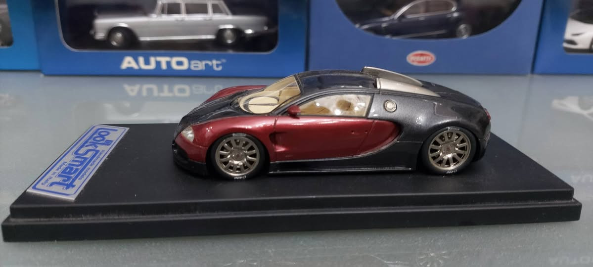 BUGATII  VEYRON LOOK SMART 1/43
RARE MODEL  - Uesed
messenger only


**إذا كنت صاحب هذا الإعلان وتريد حذفه لأي سبب، رجاءا أرسل رسالة إلى الدعم الفني**