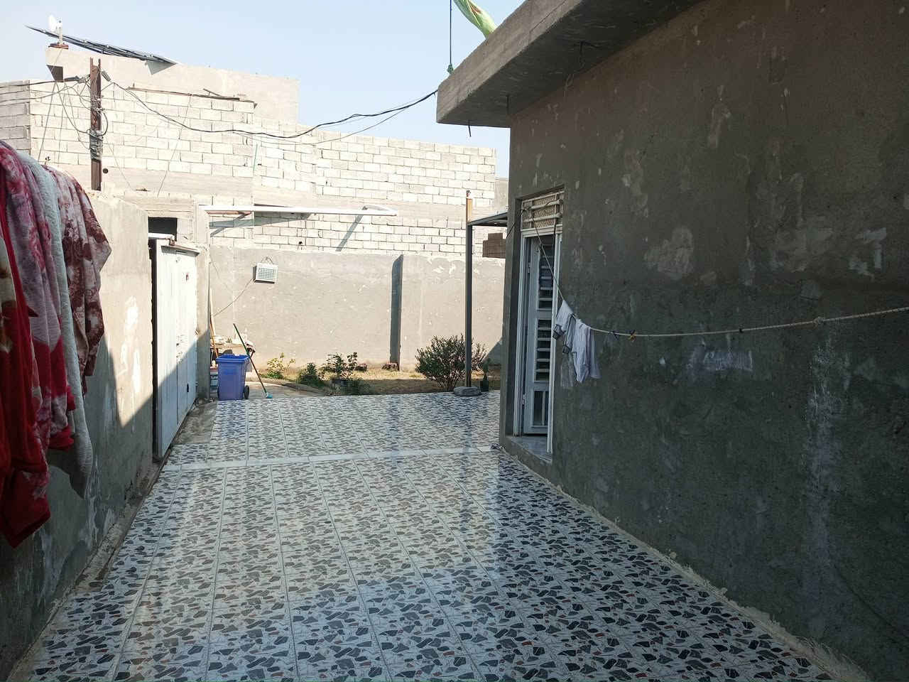 دار للبيع المساحة 220م
موقع الدار // حي المنتظر الفرع الثالث 
للاستفسار الإتصال على الرقم التالي 
*********** 
***********
