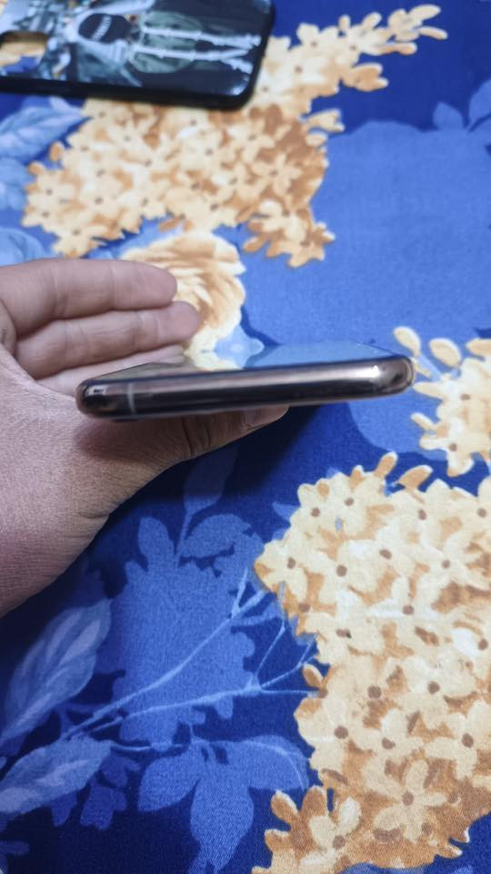 ايفون ١١برو للبيع مامبدل بيه ايشي بطاريته الاصليه ٧٨وشاشته ممبدله بيها نقطه سوده فوك لشاشه مماثره بيها ذاكرته٢٥٦كلشي شغال بيه مابي اي عطل سعر جهاز(٢٣٠)بي مجال بسيط


**إذا كنت صاحب هذا الإعلان وتريد حذفه لأي سبب، رجاءا أرسل رسالة إلى الدعم الفني**