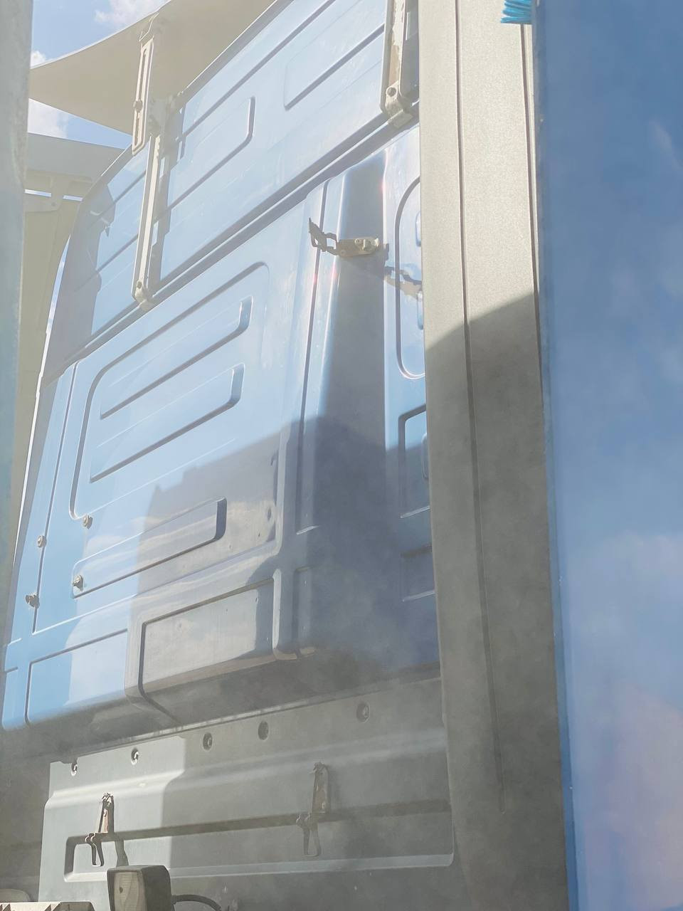 السلام عليكم  
اكتروز. ٢٠٠٦ 
سيارة مكفولة كفالة عامة  
مواصفات
  سقف ليزري
حاكية 
حساس 
كلج 8 نمر 
1844
رتايدر 5 طگات  
دبل منامية 
دبل تانکي 
عربانة  مربوطة ومرسمة  3 دنگير مزوج 
سنوية اليوم نفذت  ٢٠٢٦/٢/٨
رقم دهوک 
مكان السيارة  
بغداد 
قضاء المدائن  
رقم صاحب السيارة 
*********** 
ابو عبد 
وشكرا لكم
