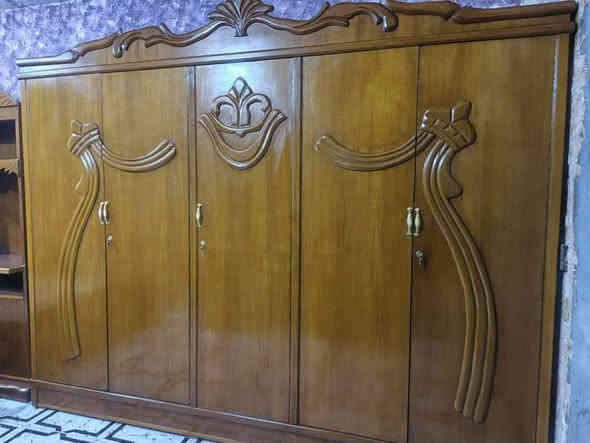 غرفه اخشاب ام الخمسه نجاره صاج شريط نظيفه كلش السعر ٥٠٠ مكان ناصريه ***********
