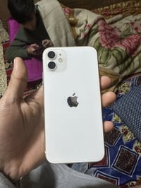 آيفون ١١ • ١٢٦ • نضيف