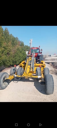 اليزر • سيارة • للبيع