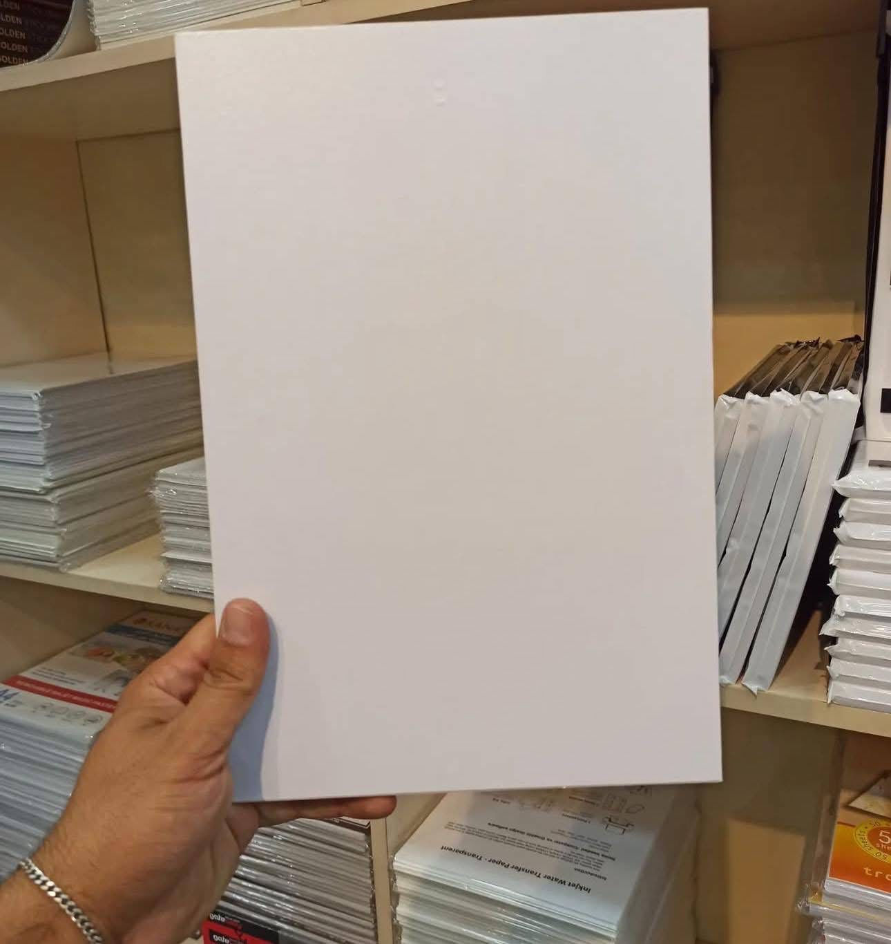 بورد صور صيني ظهر ابيض وجوه الاصق هم ابيض بانسب سعر
بورد صور صيني قياس حقيقي ظهر ابيض وجوه اللاصق هم ابيض 
A4
 الدرزن 15 الف 
الكارتون 70 قطعة 77 الف   
A3 
الدرزن 24 الف 
الكارتون 35 قطعة 68 الف 
A5 
الدرزن 10 الاف
خصم كبير للكارتون 
للطلب ***********
