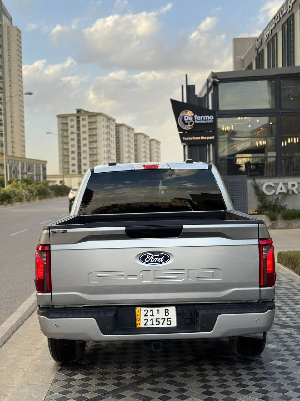 السلام عليكم للبيع فورد F150 _STX   موديل 2024 شكل جبير شاشة جبيرة رادار تحديد مسار بريك بصمة اتو هولت رادار بل مري كير تعليك ماشية 26 الف سيارة جديدة وحلوه وحادثها 
جاملغ سائق مصبوغ وبونيد مبدل ببلادي وجاملغ سكن بي تعديل بارد رقم سليمانية عنوانها سليمانية سعر مطلوب 275 وبي مجال للشراي 
تحويل ثاني يوم (***********)
