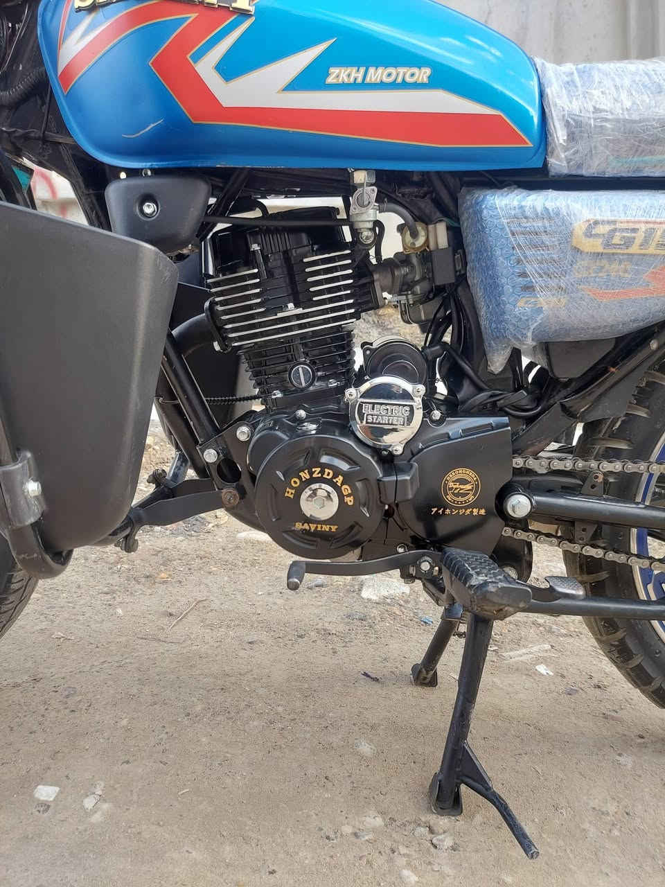 ايرانى نامه برو 2025محرك200cc مكينه ناعمه مكفوله نضيفه بيها نواقص قليله وبصيطه 
عنوان فلوجه  تصال او وتساب ***********
سعر 750وبيها مجال
