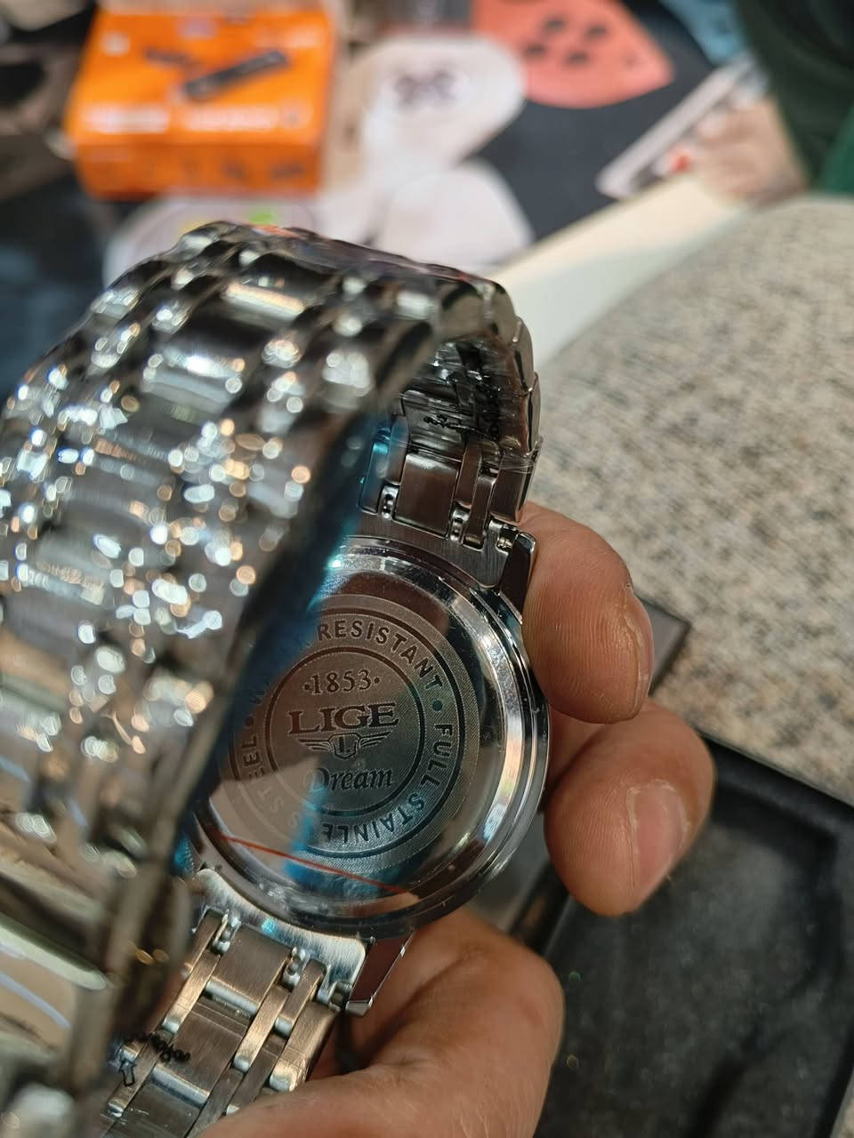 هذا الجمال ب 18 الف 
توصيل ب 5 
محافظات 6
***********
